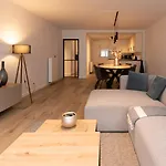 Luxueus, Ruim Appartement Op 350M Van Het Strand