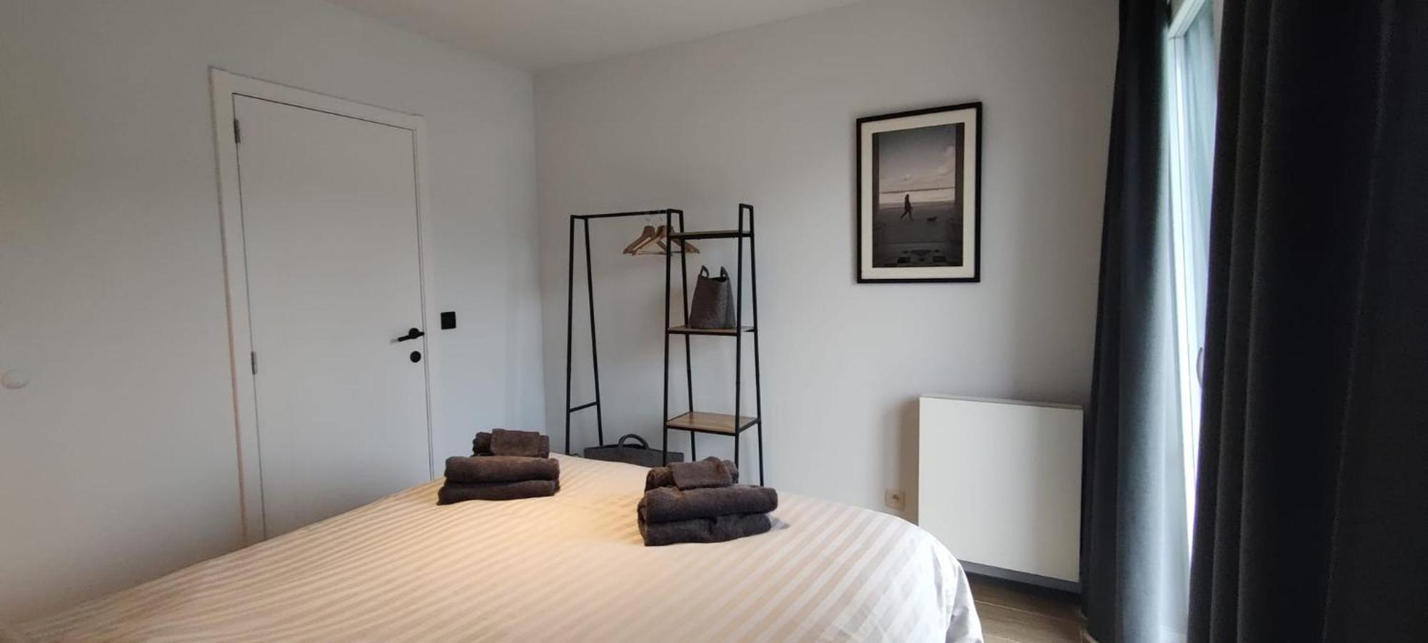 Luxueus, Ruim Op 350m Het * Ostende