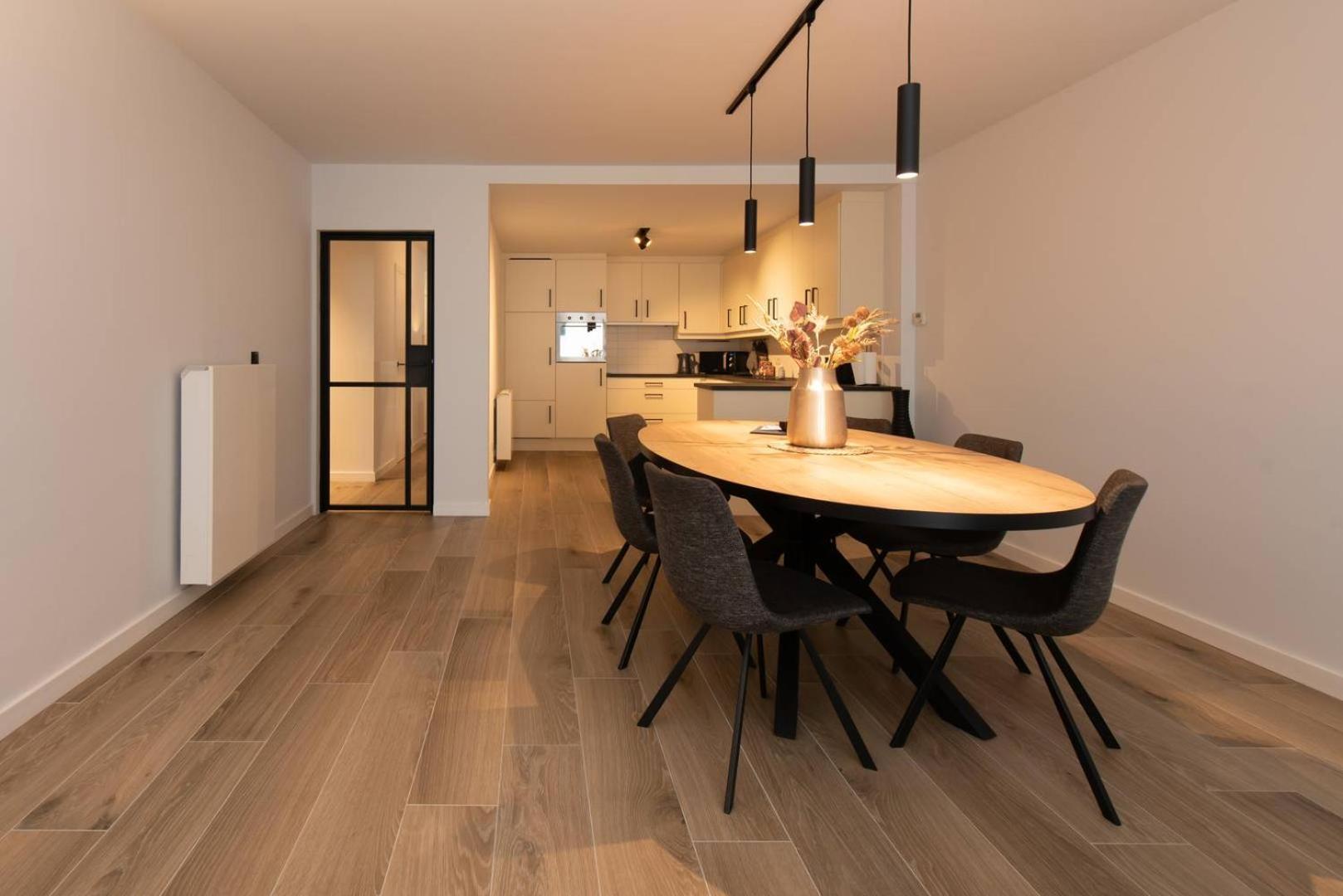 Apartamento Luxueus, Ruim Op 350m Het *